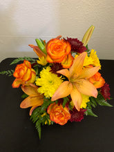 Load image into Gallery viewer, PUMPKIN FLORAL BOUQUET