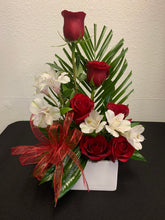 Load image into Gallery viewer, RED LIPS