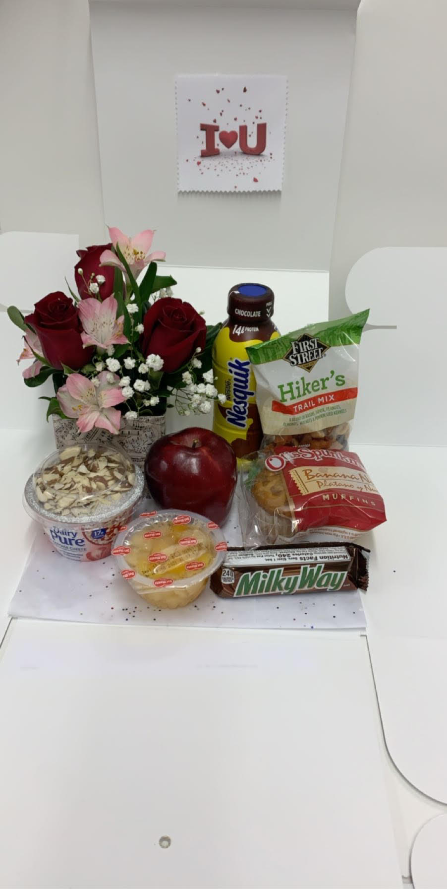 SNACK GIFT BOX ( D )